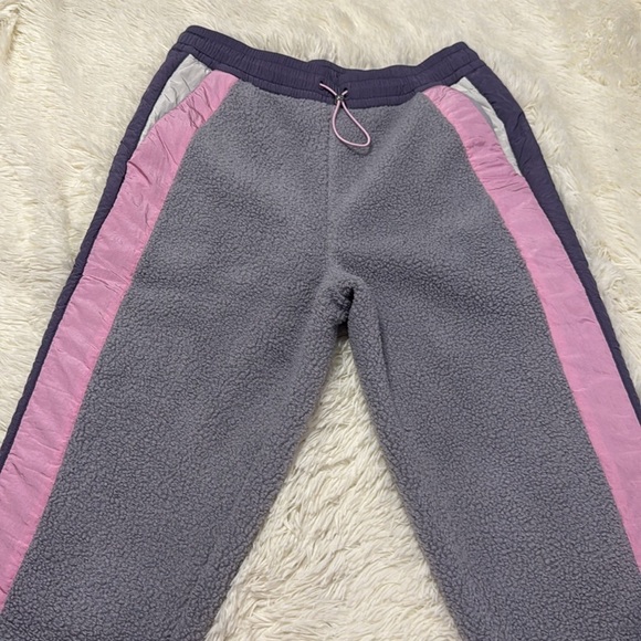 UGG Kieren Uggfluff/Nylon Pant - Picture 4 of 7
